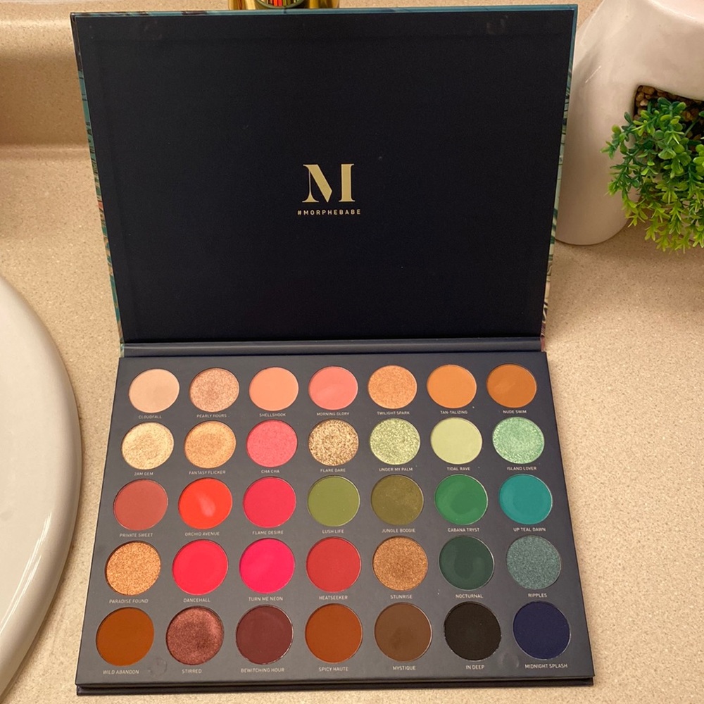 Morphe eyeshadow